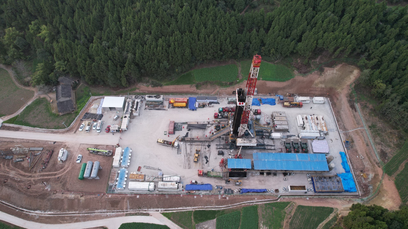 洛克石油八角场气田整年产量立异高，，，，，，，同比增添超50%.jpg