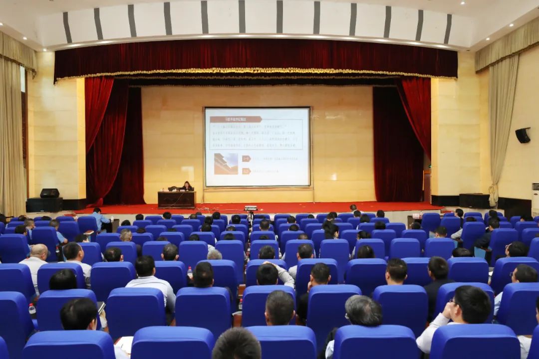 海钢？？？罅暇傩械撤缌教育专题党课 以案明纪以案说法