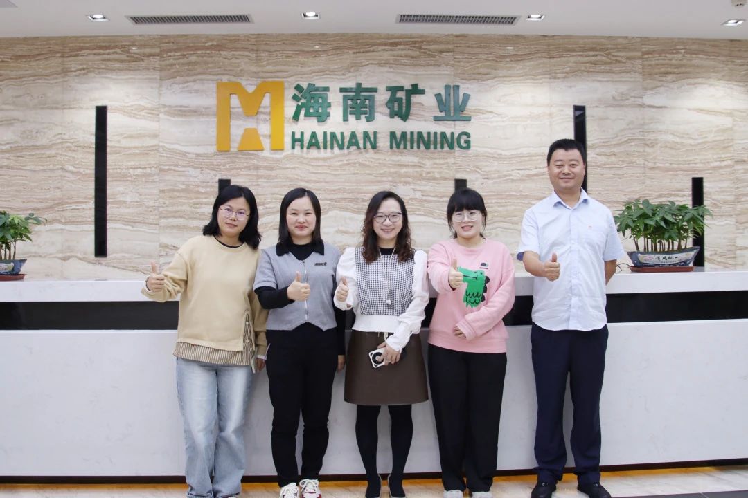 致敬“她”实力 问鼎娱乐开展“国际妇女节”系列活动