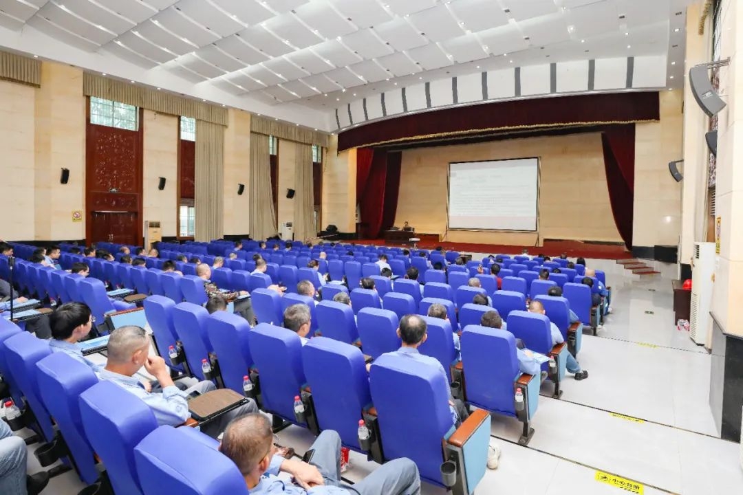 夯实清静生产基本 问鼎娱乐举行清静生产知识培训班